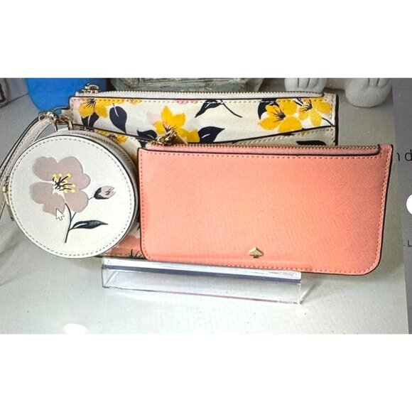 Kate Spade Staci Lily Bloom Floral Print 3fer - Wristlet, Coin Pouch & Card Hold - Picture 1 of 14